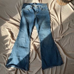 Hollister Low-Rise Flare Soft Stretch Petite Jean